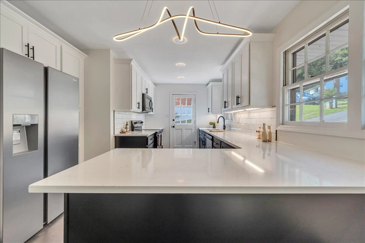 719 Estates RD - Photo 12