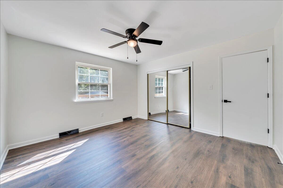719 Estates RD - Photo 19