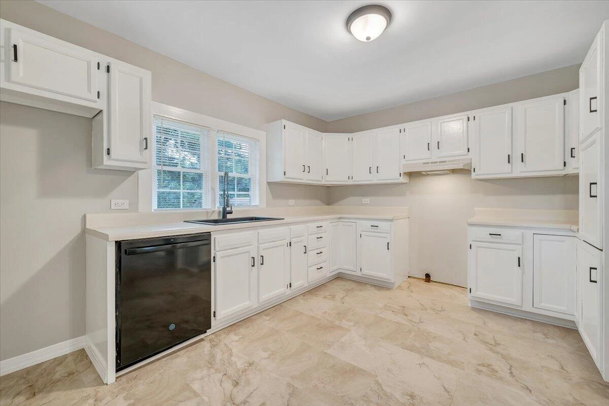 1742 20th ST - Photo 13
