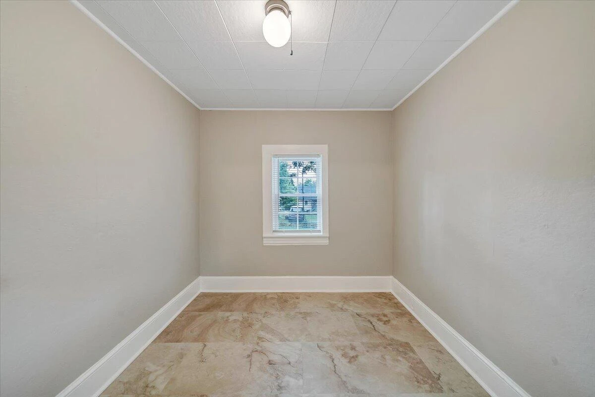 1742 20th ST - Photo 16