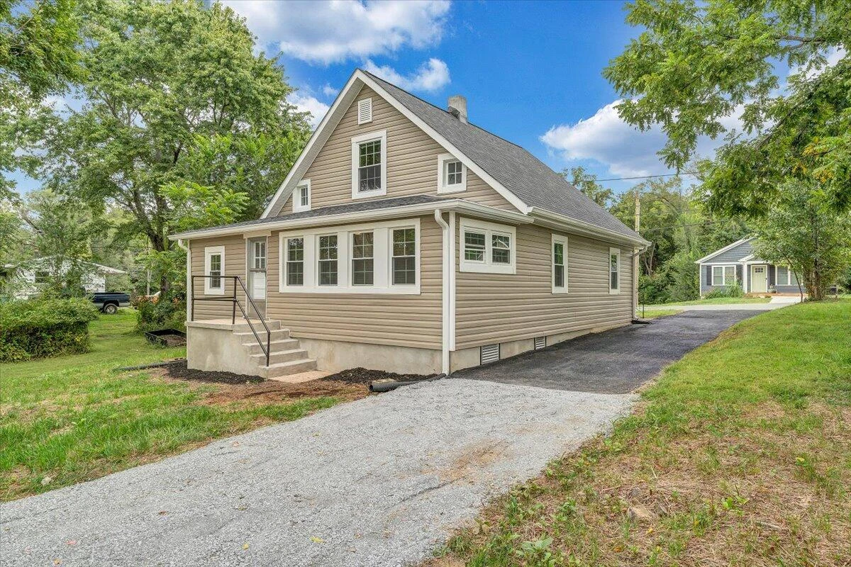 1742 20th ST - Photo 36