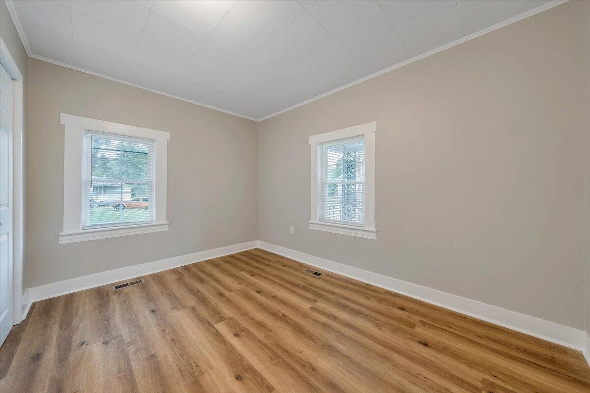1742 20th ST - Photo 7