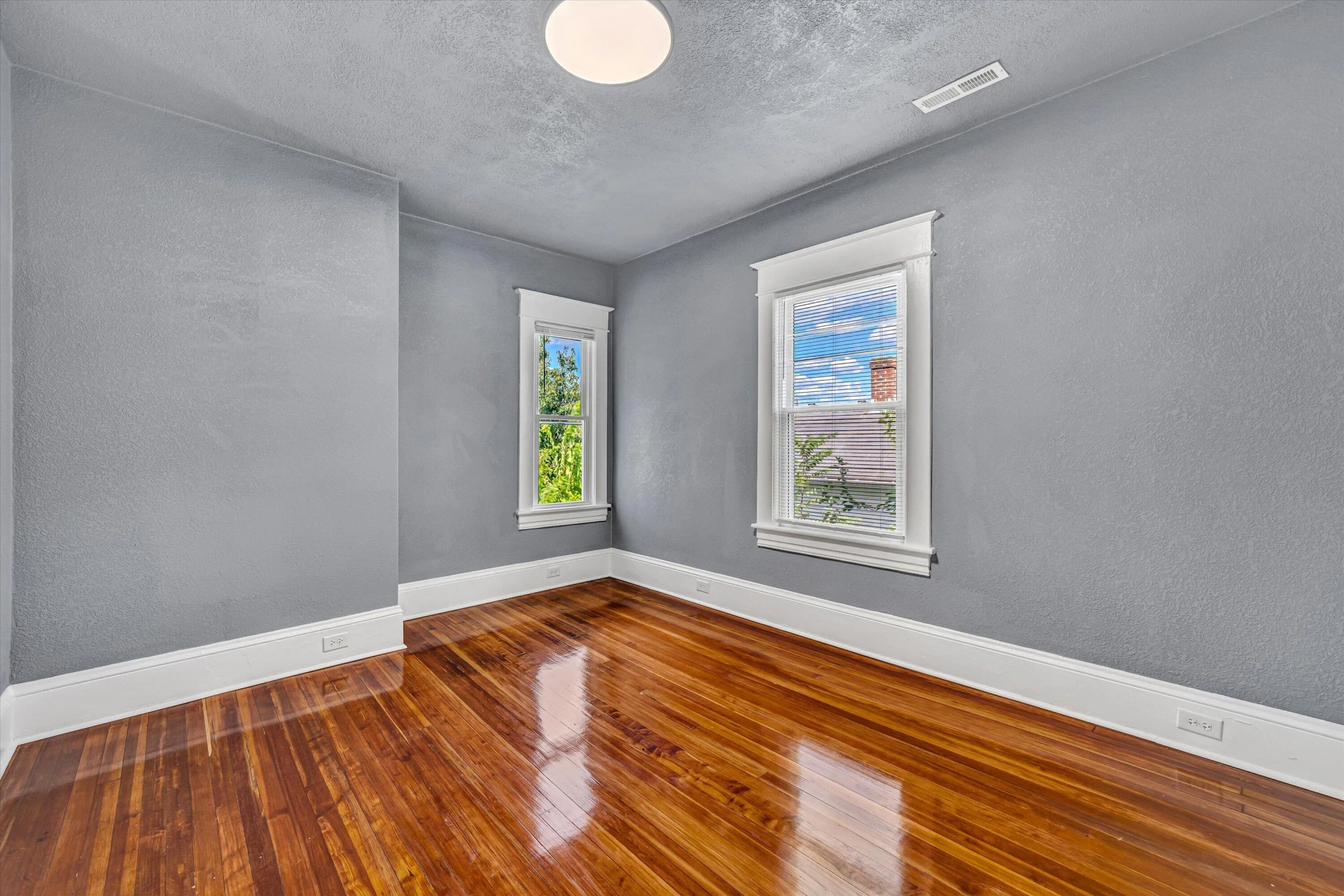 809 Elm AVE - Photo 32