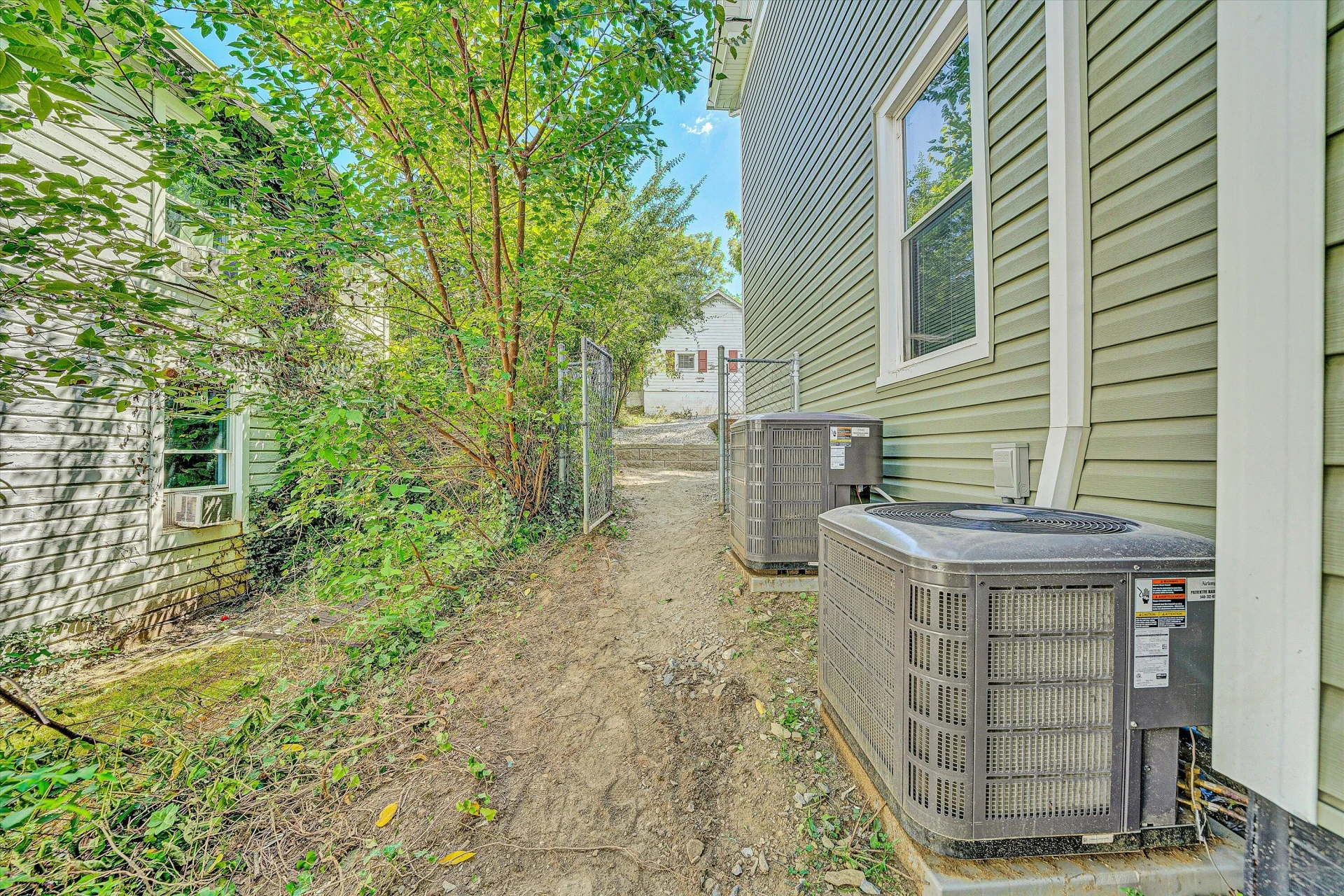 809 Elm AVE - Photo 40
