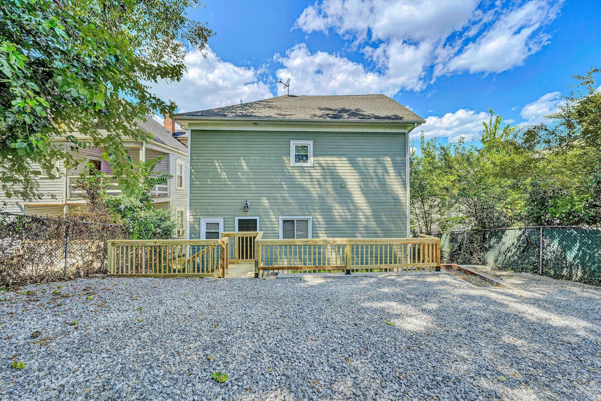 809 Elm AVE - Photo 42