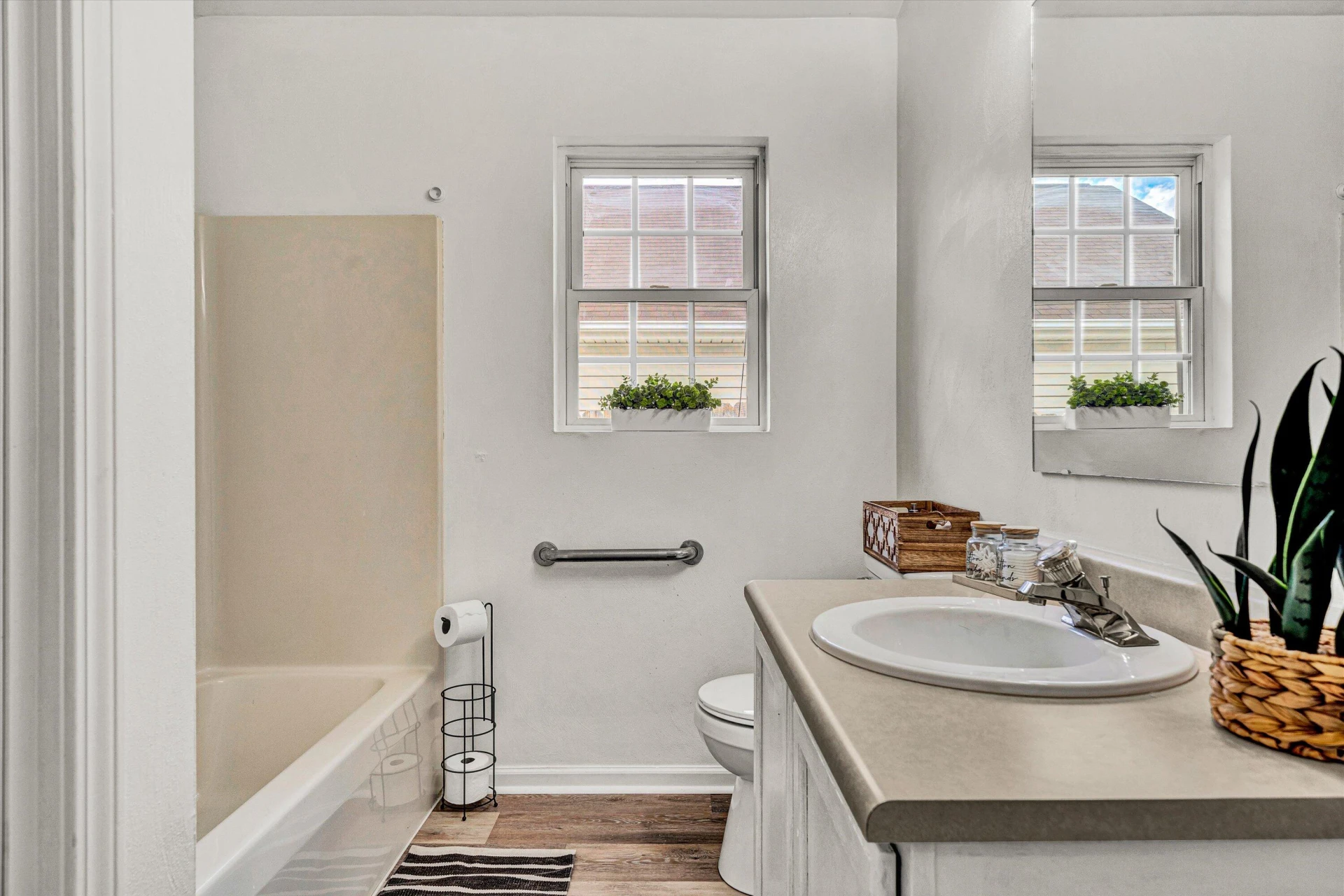 1928 Archbold AVE - Photo 13