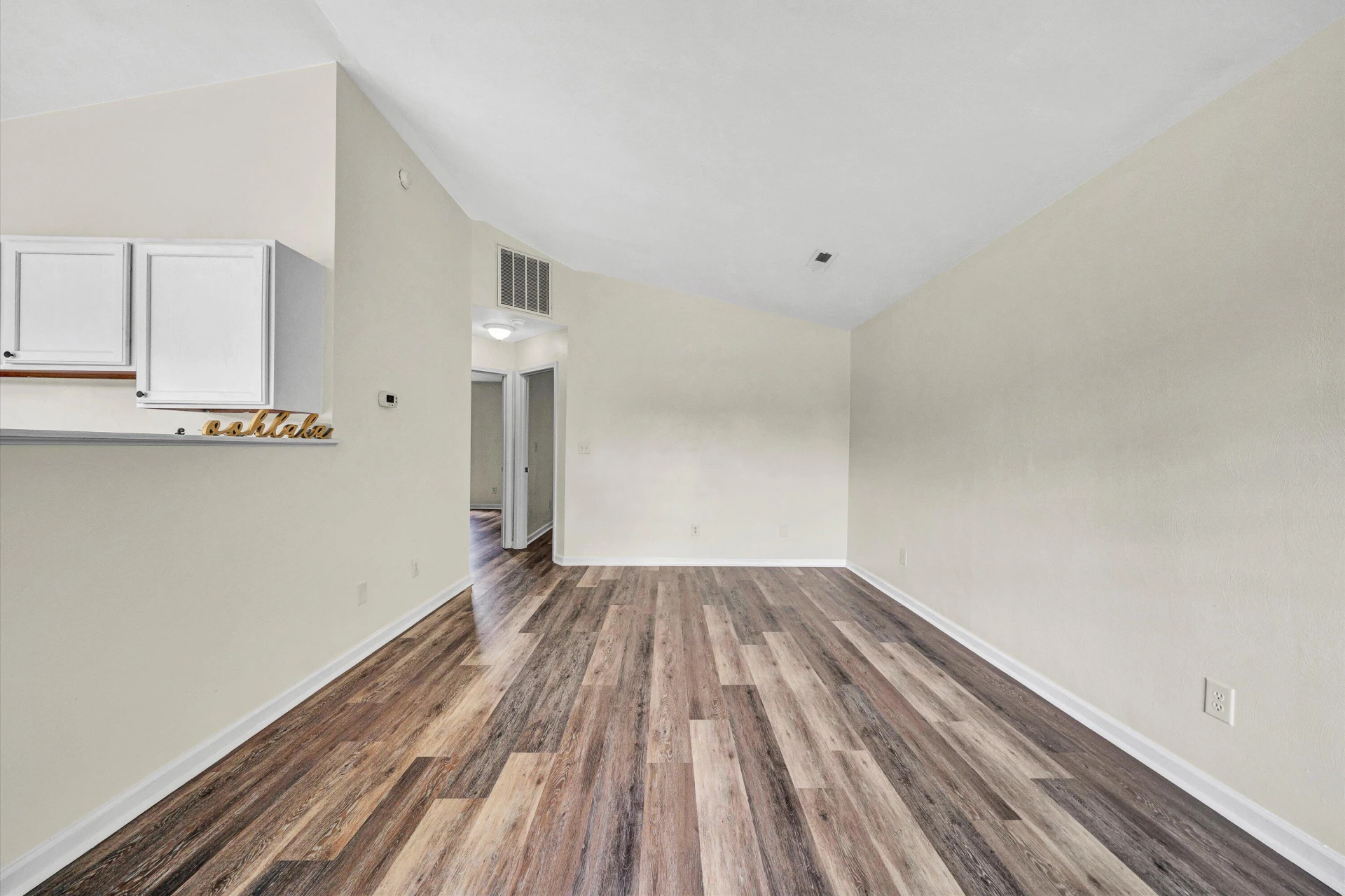 1928 Archbold AVE - Photo 6
