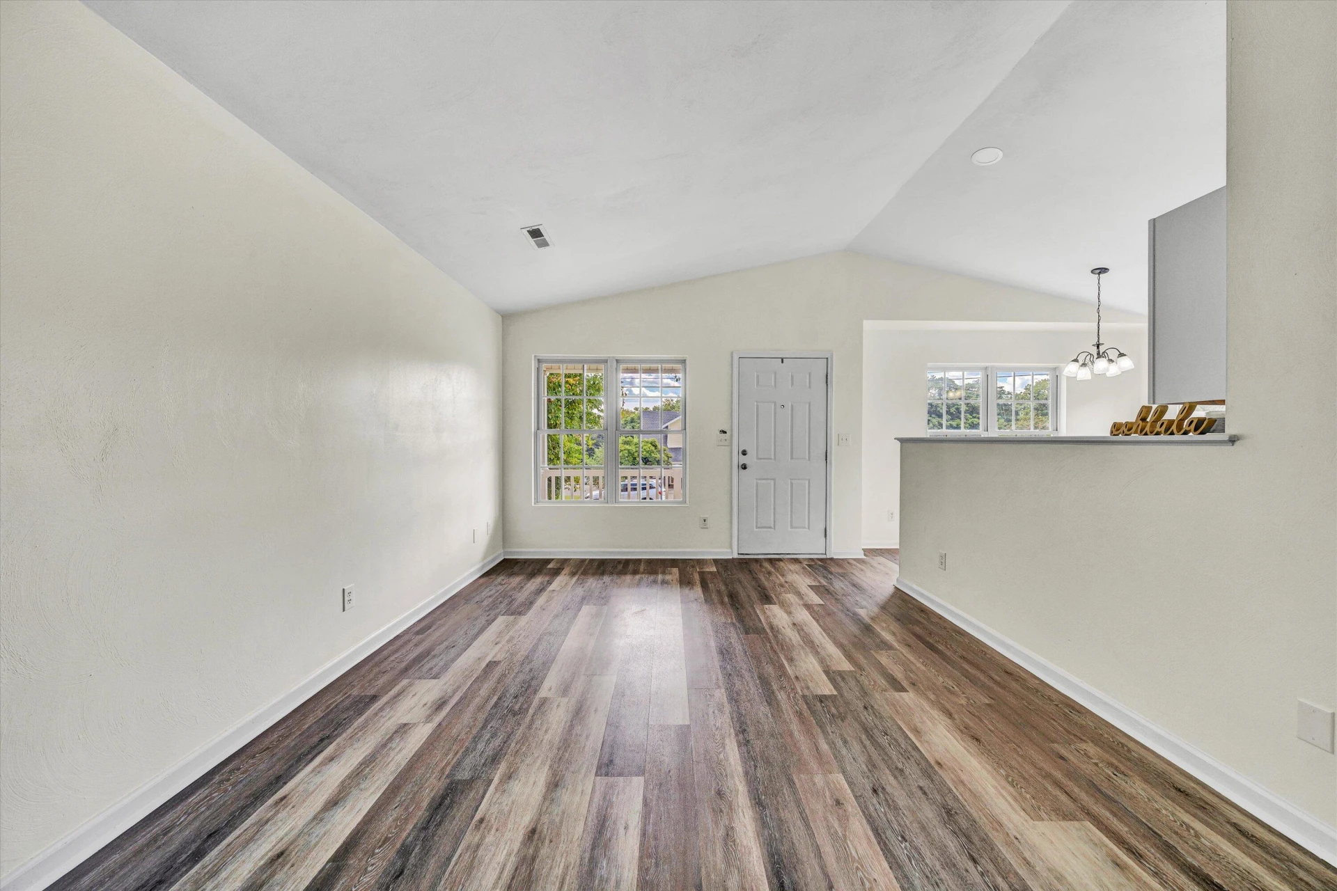 1928 Archbold AVE - Photo 8