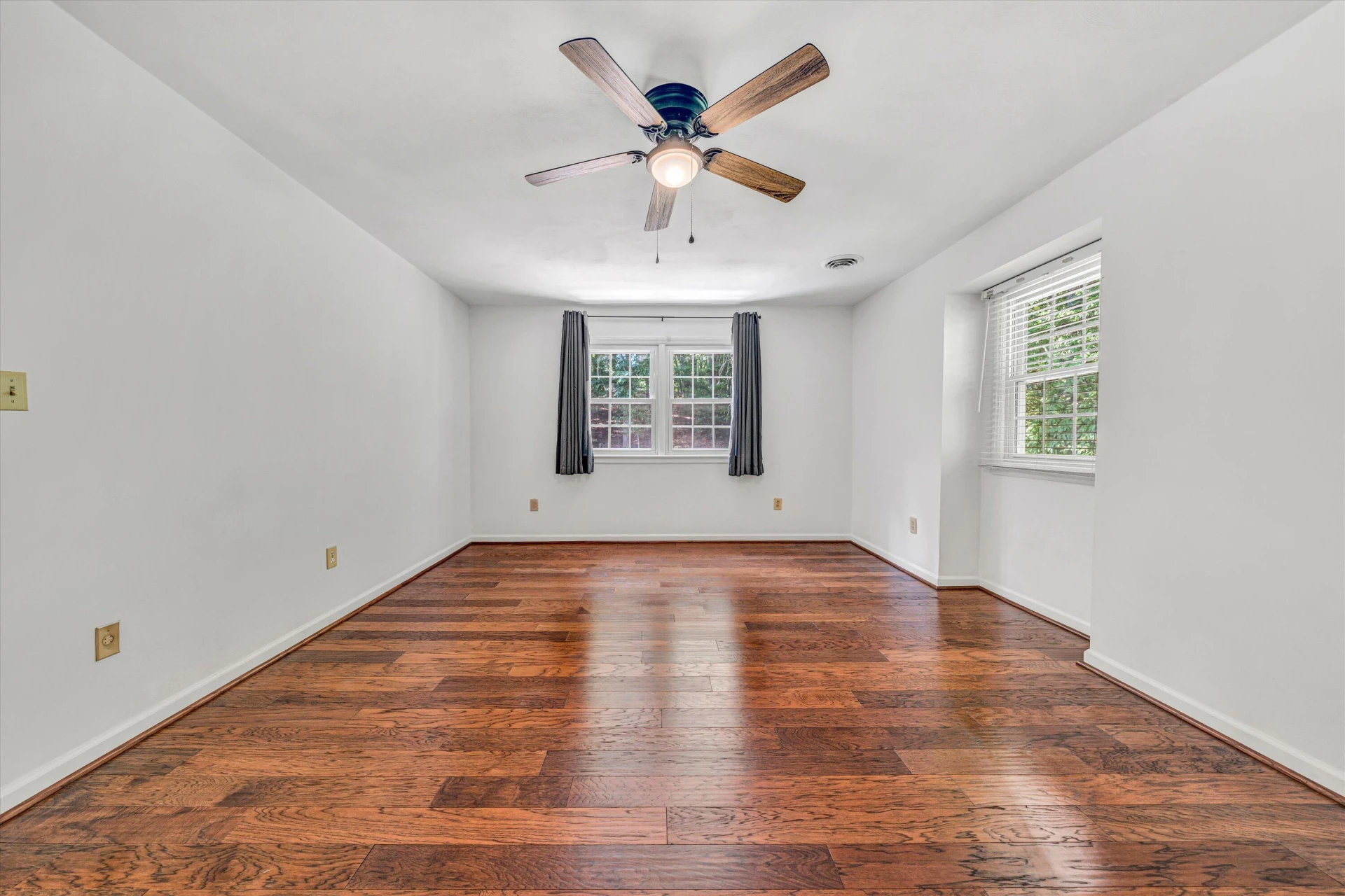 4937 Greenlee RD - Photo 34