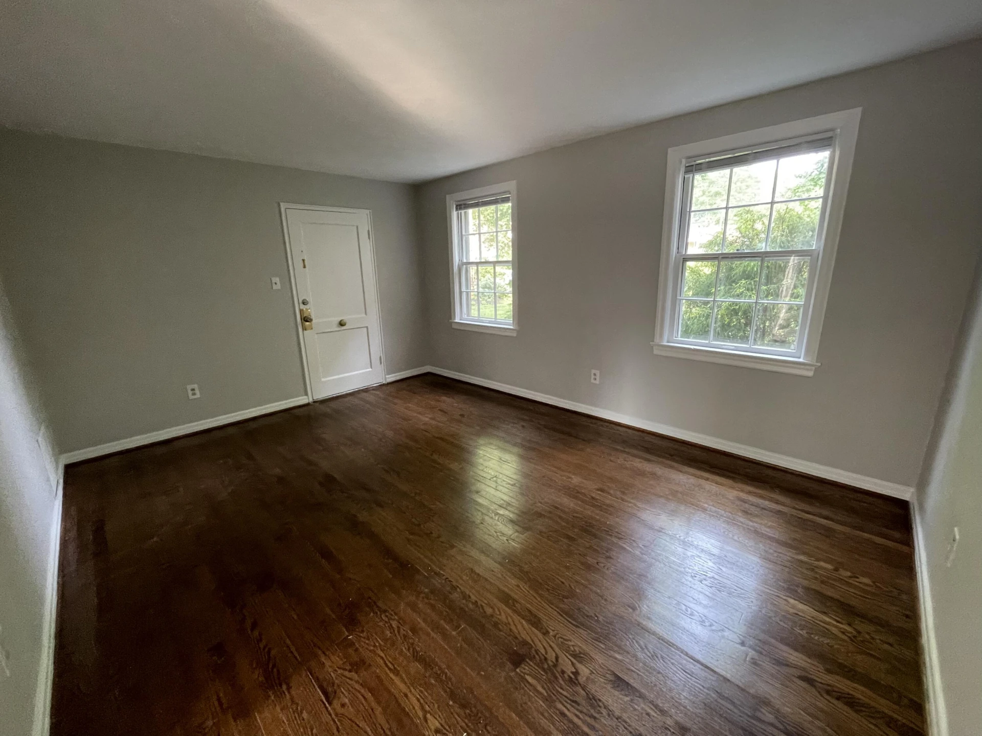 2419 Longview AVE #11 - Photo 2