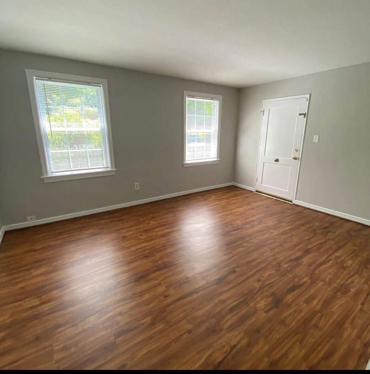 2419 Longview AVE #12 - Photo 2
