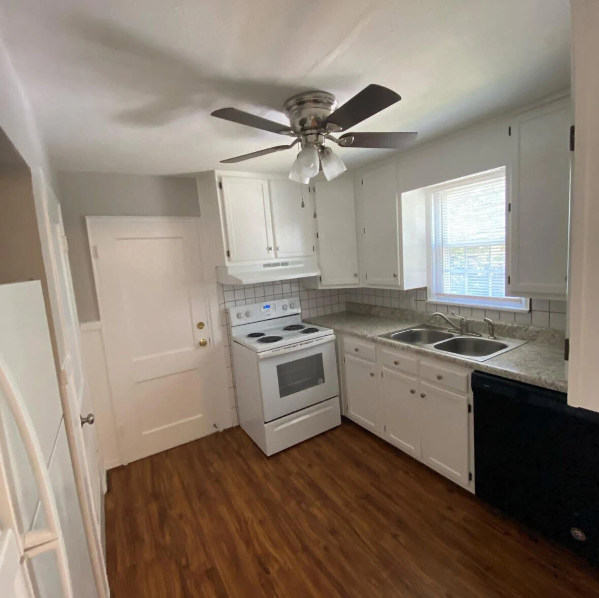 2419 Longview AVE #12 - Photo 5
