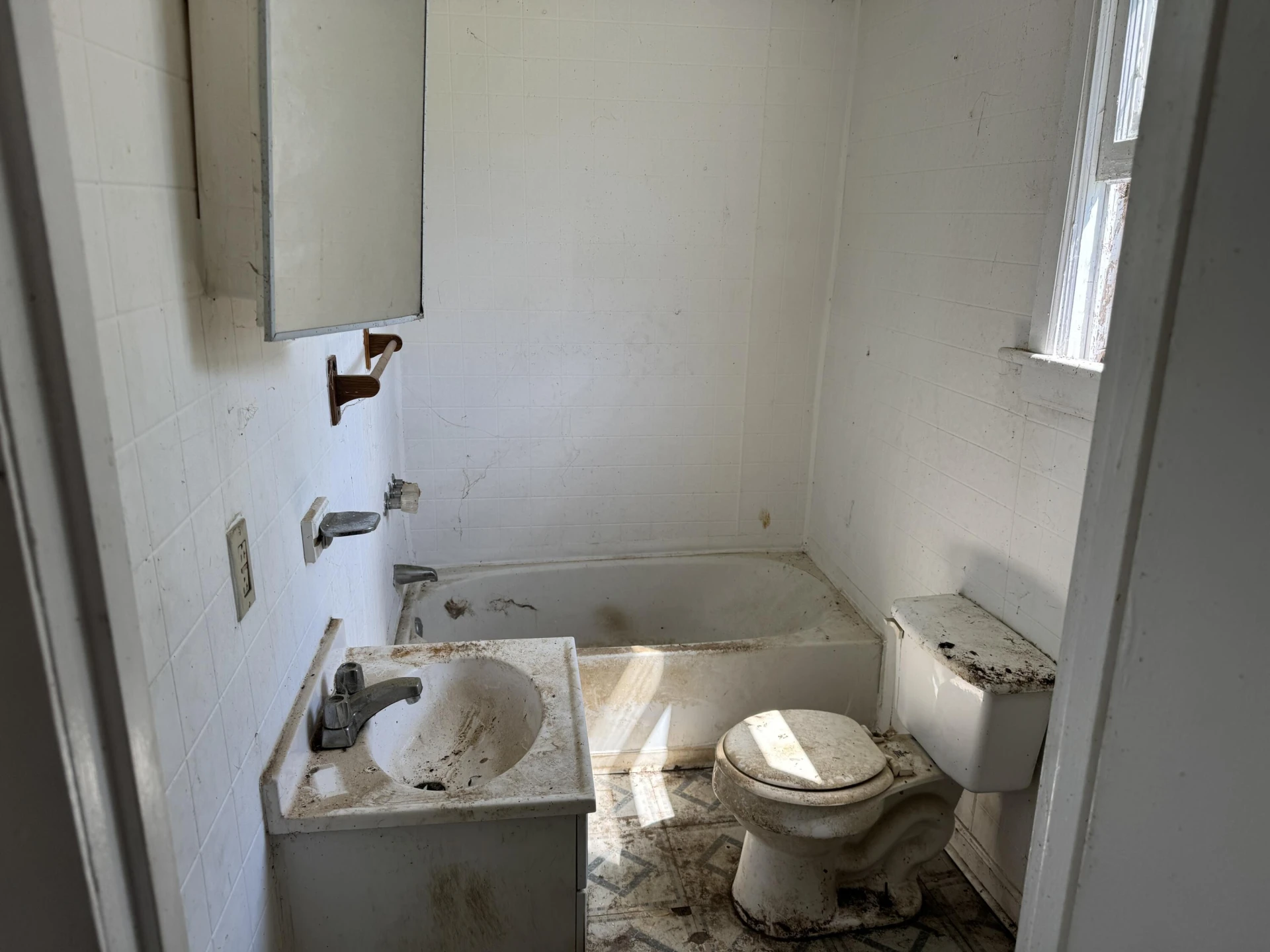 127 Patton AVE - Photo 12