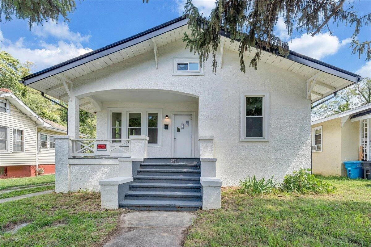 2429 Massachusetts AVE