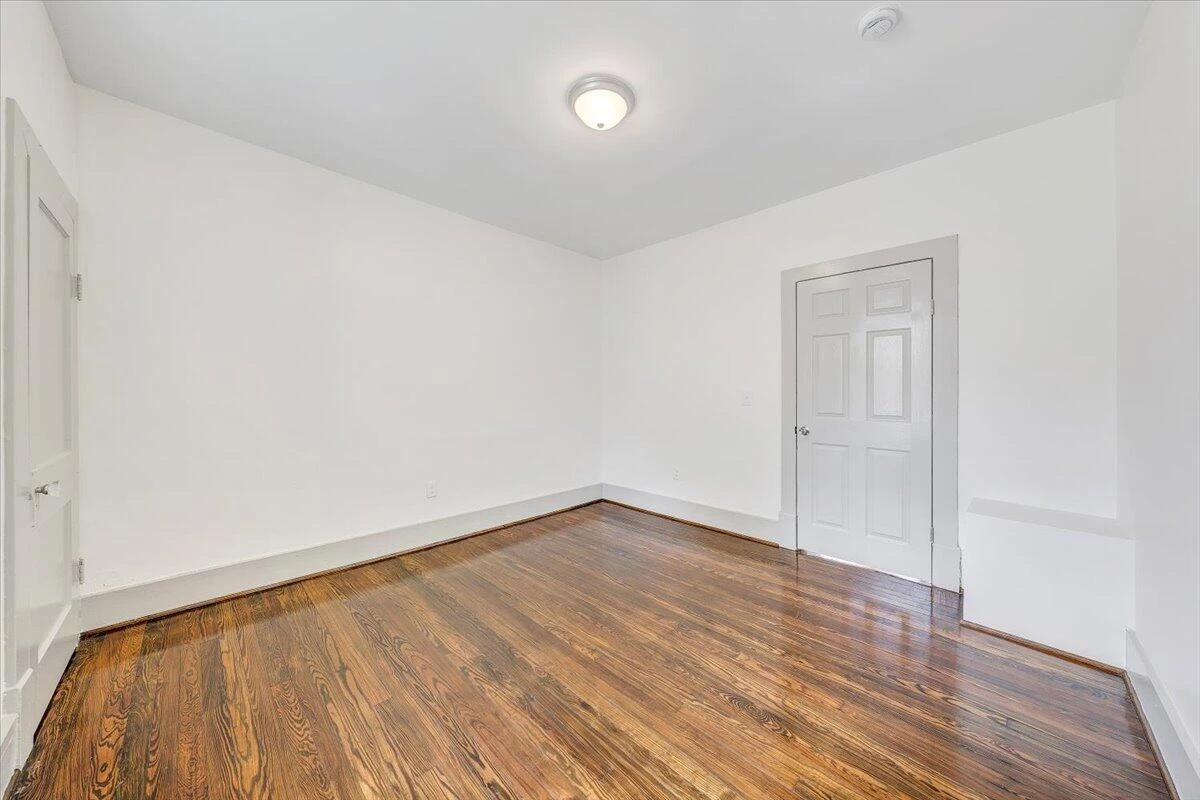 2429 Massachusetts AVE - Photo 12