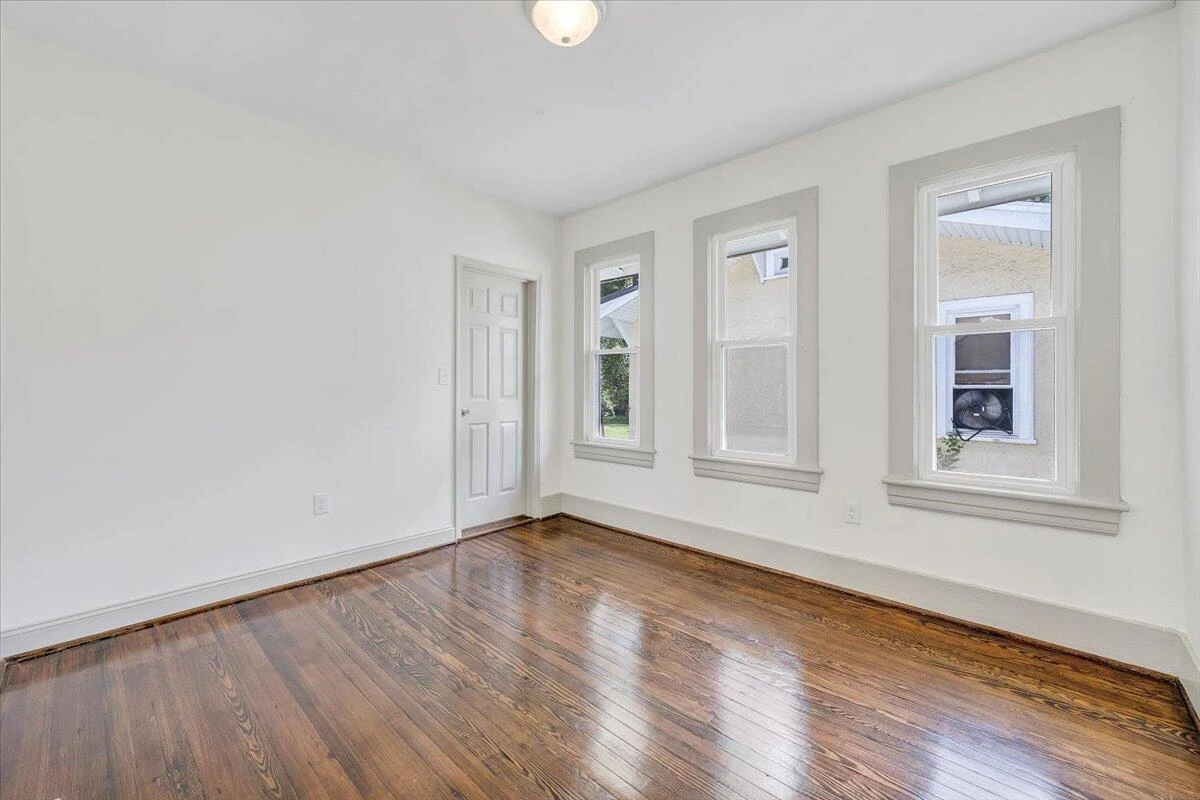 2429 Massachusetts AVE - Photo 25