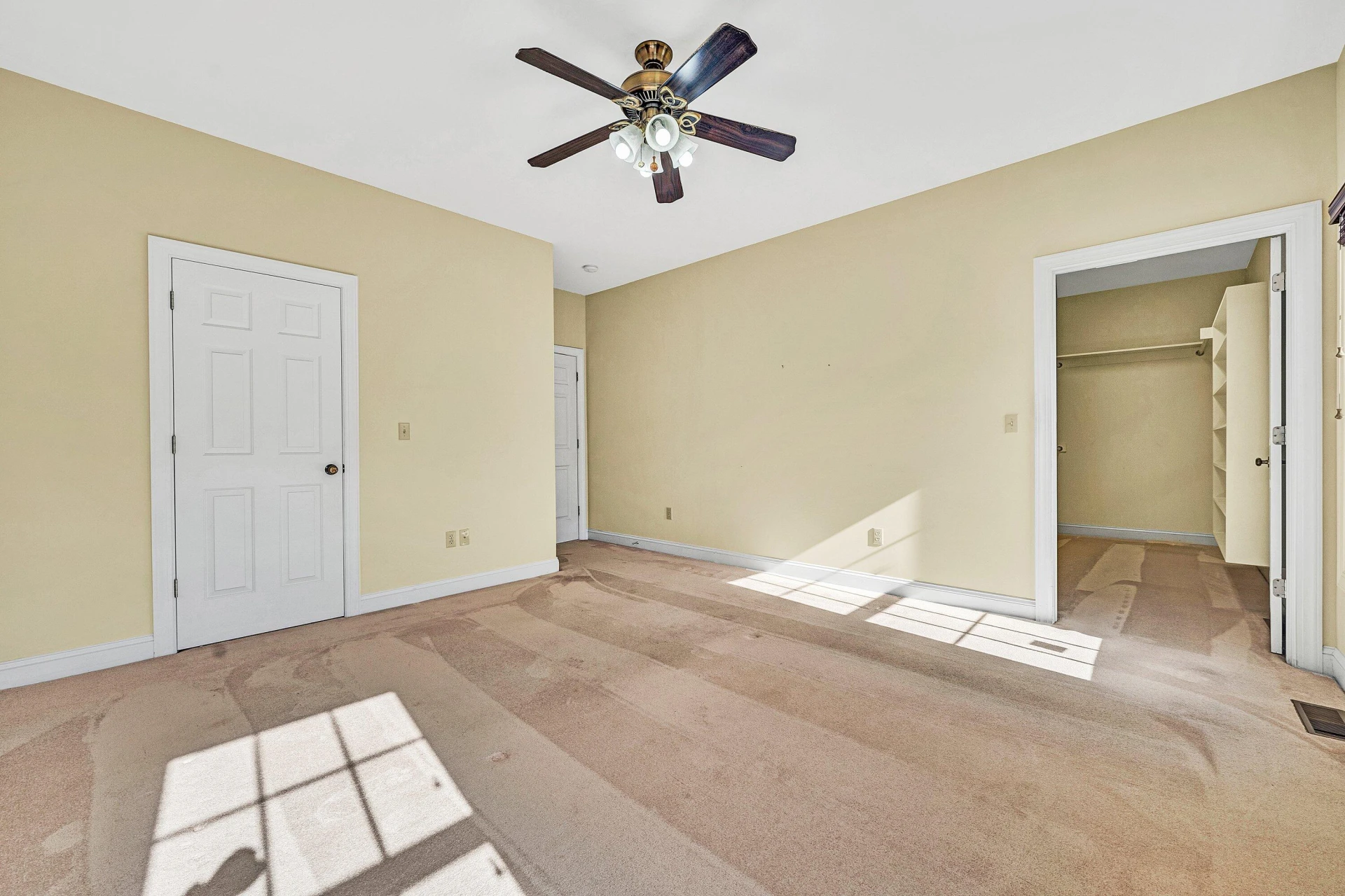 370 Saddlewood DR - Photo 30