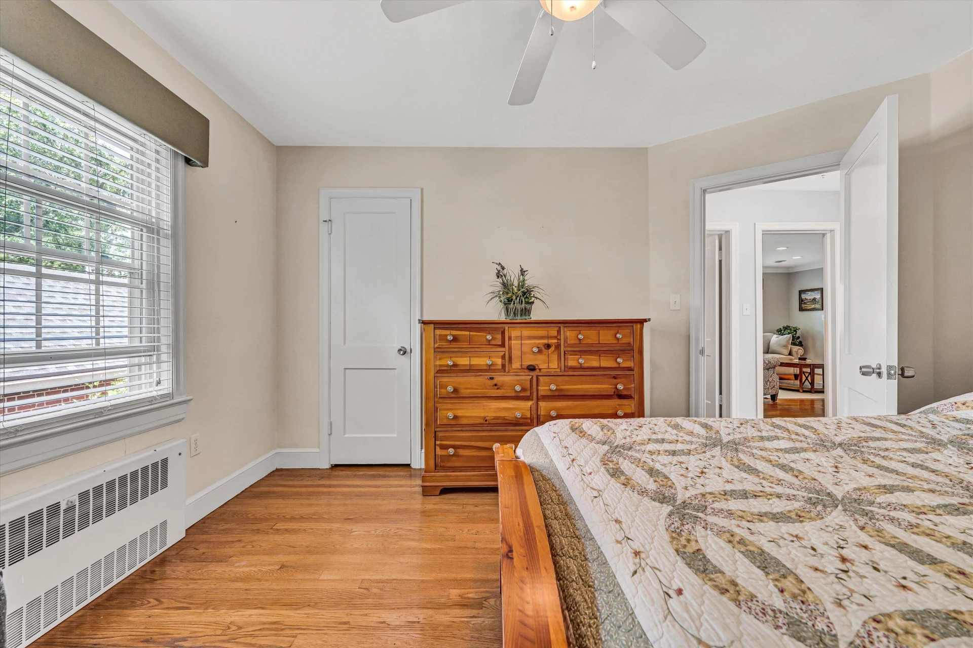 2626 Oregon AVE - Photo 24