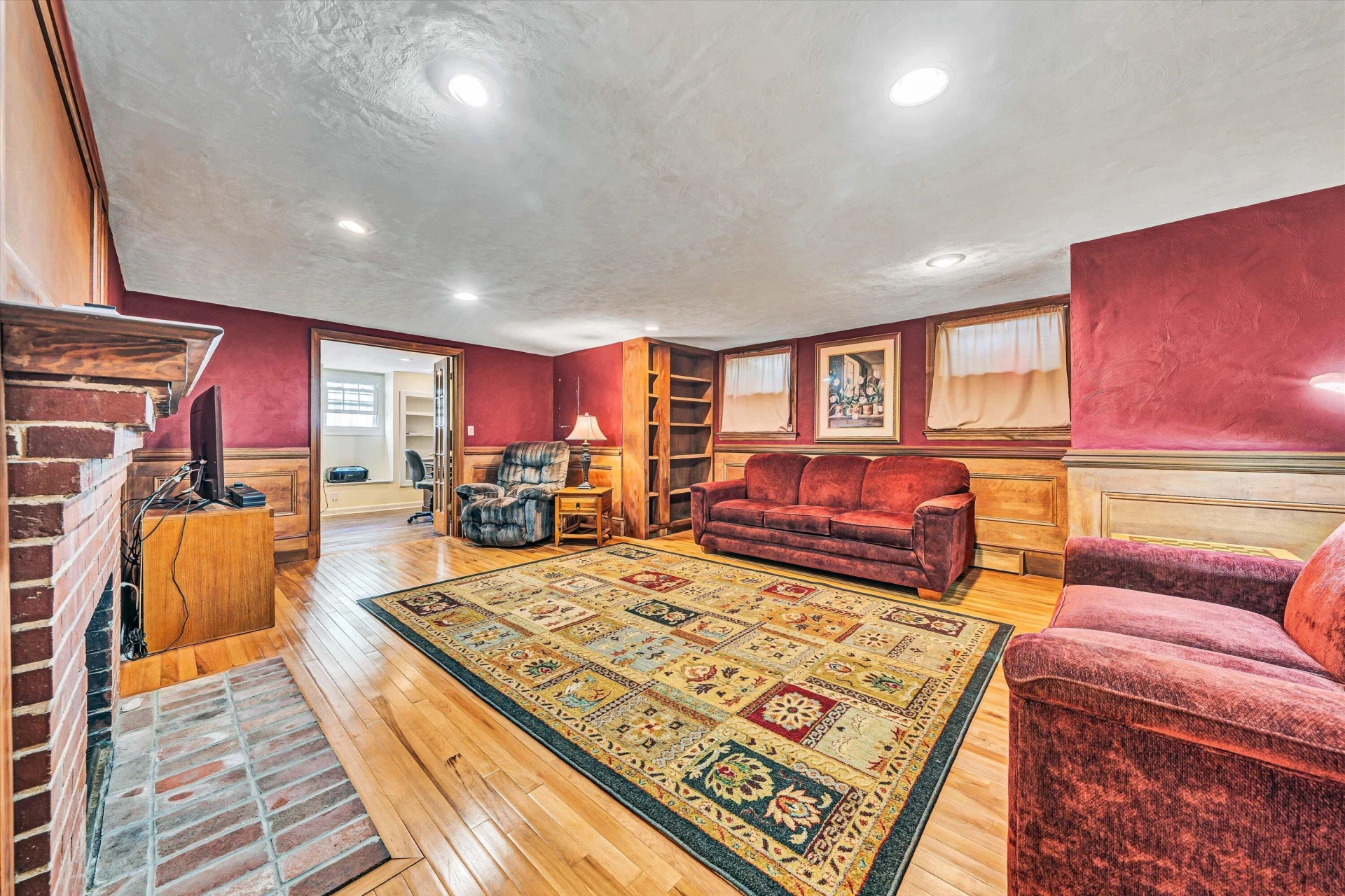 2626 Oregon AVE - Photo 32