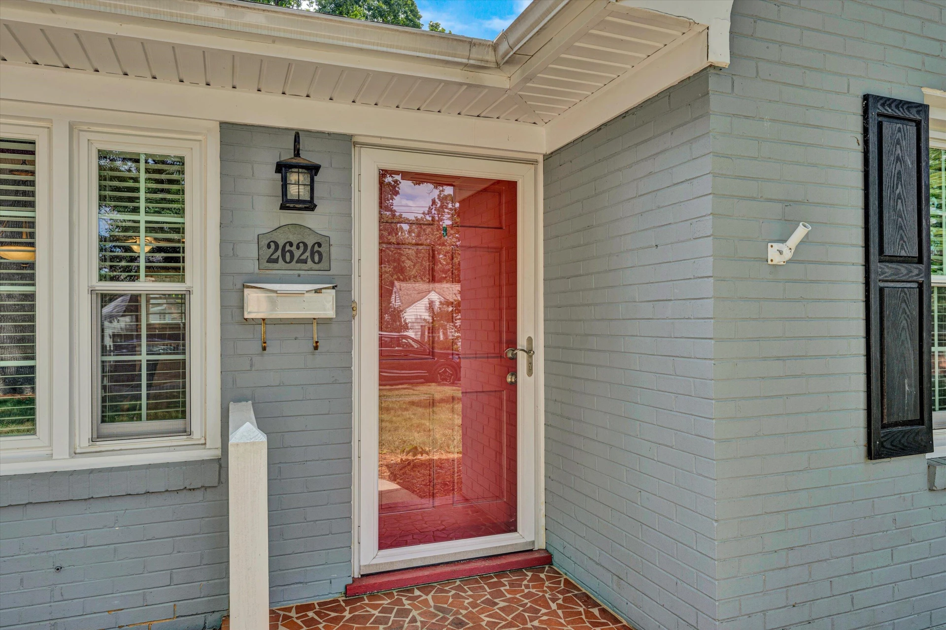 2626 Oregon AVE - Photo 6