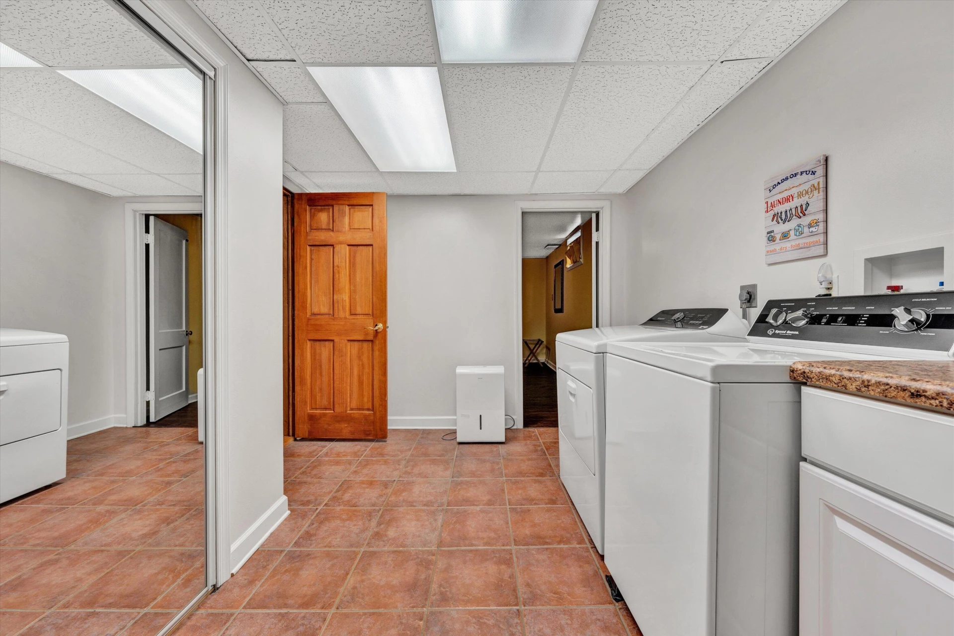 2626 Oregon AVE - Photo 46