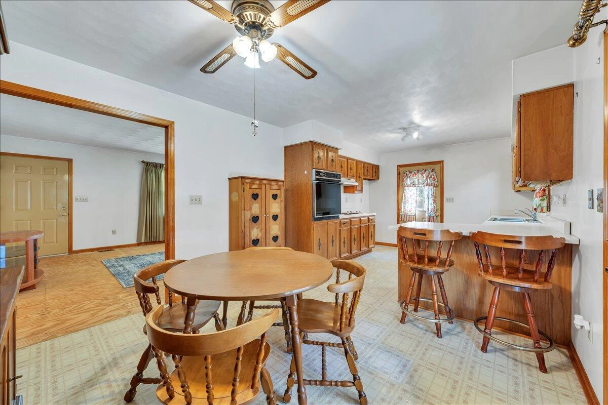 7702 Dickerson Mill RD - Photo 14
