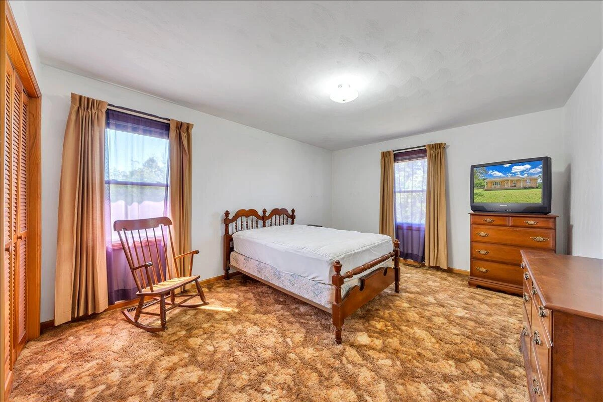 7702 Dickerson Mill RD - Photo 25