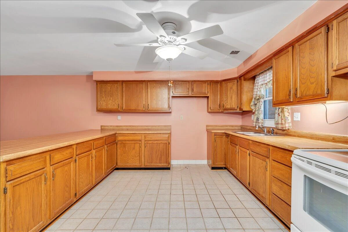 7702 Dickerson Mill RD - Photo 38