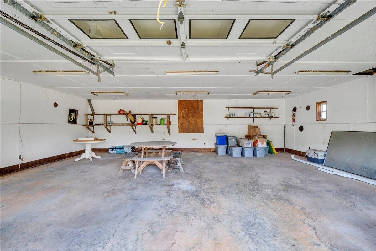 7702 Dickerson Mill RD - Photo 5