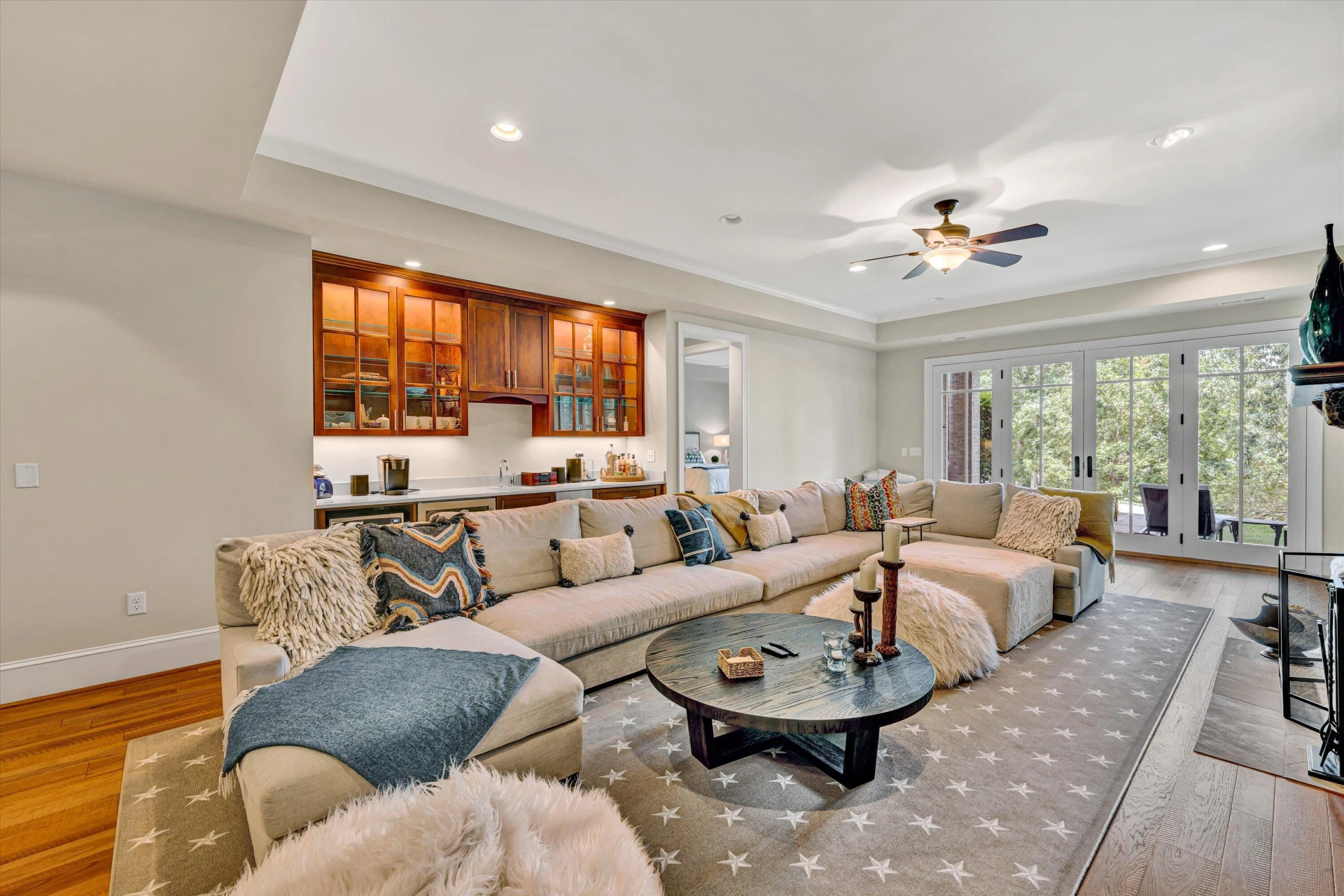 125 Grande Villa DR - Photo 44