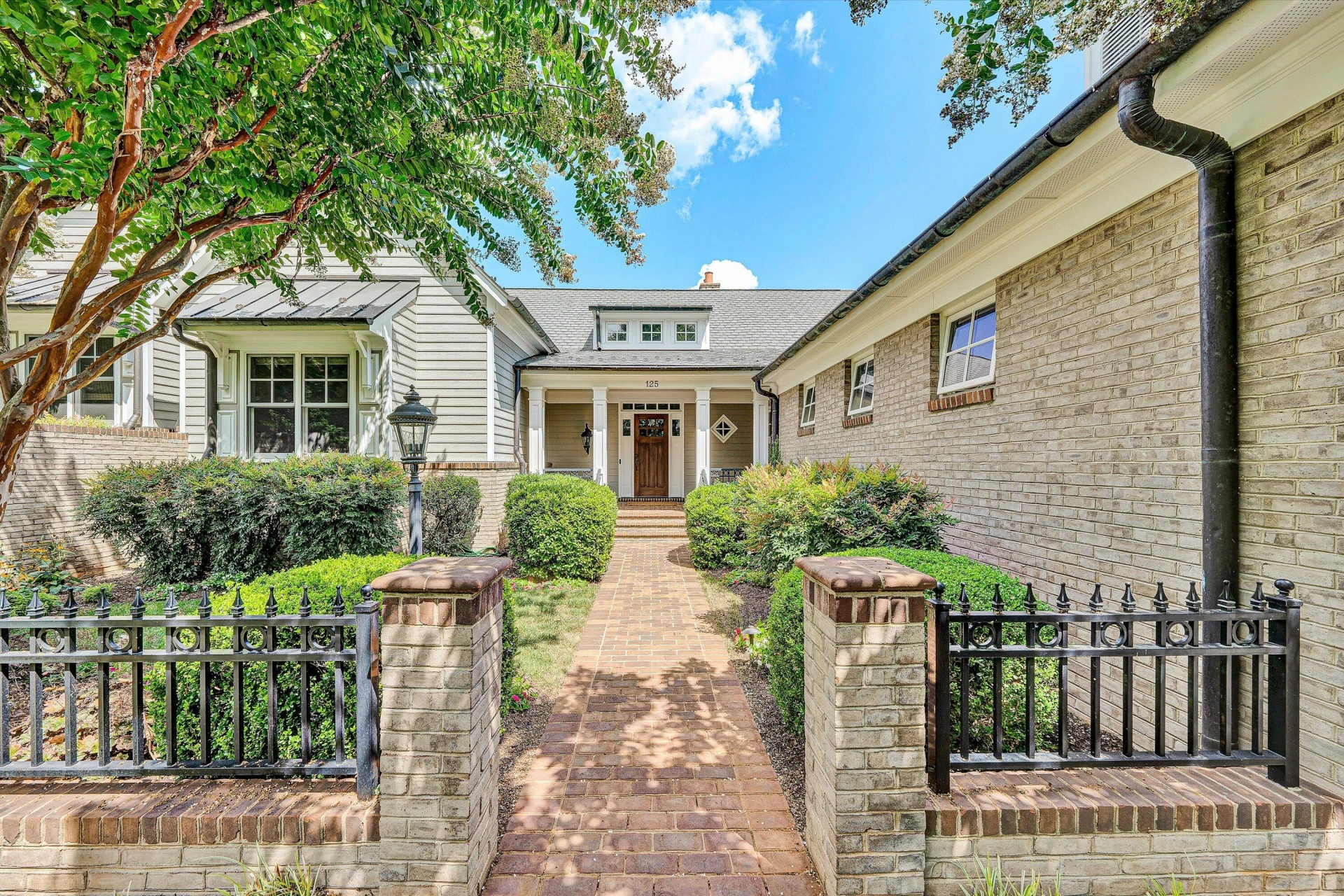 125 Grande Villa DR - Photo 8