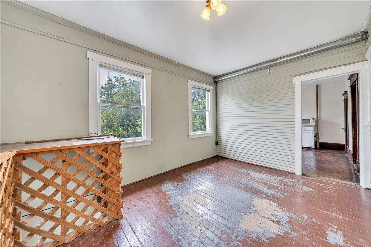 429 Elm AVE - Photo 24