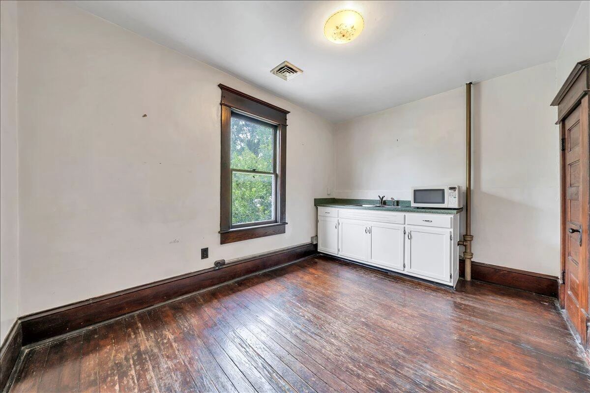 429 Elm AVE - Photo 25