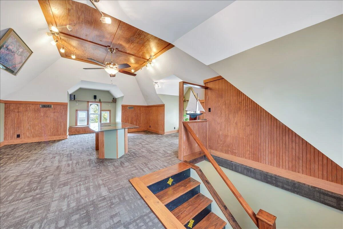 429 Elm AVE - Photo 35