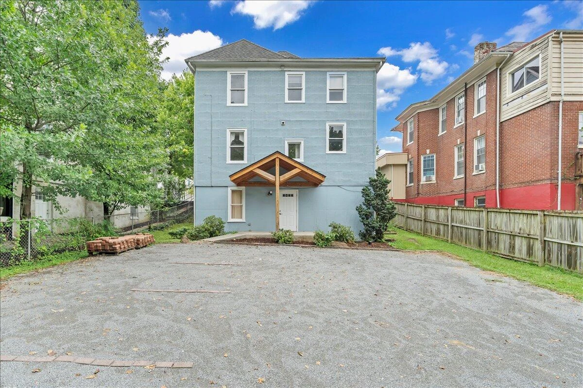 429 Elm AVE - Photo 46