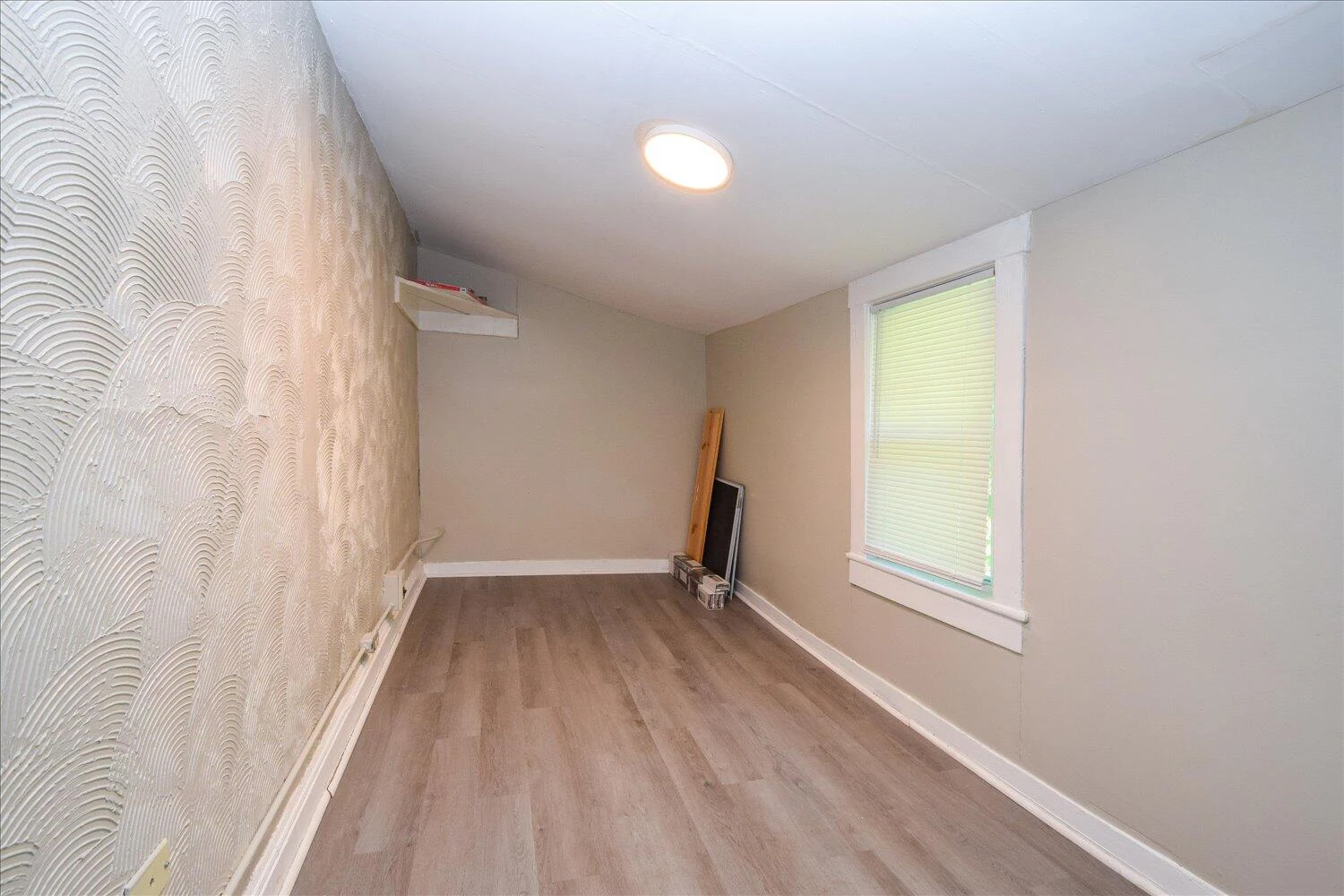1327 Main ST - Photo 22
