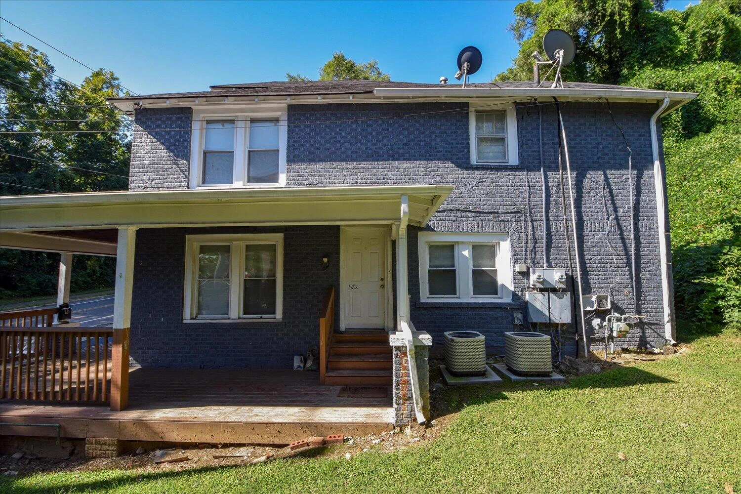 1327 Main ST - Photo 27
