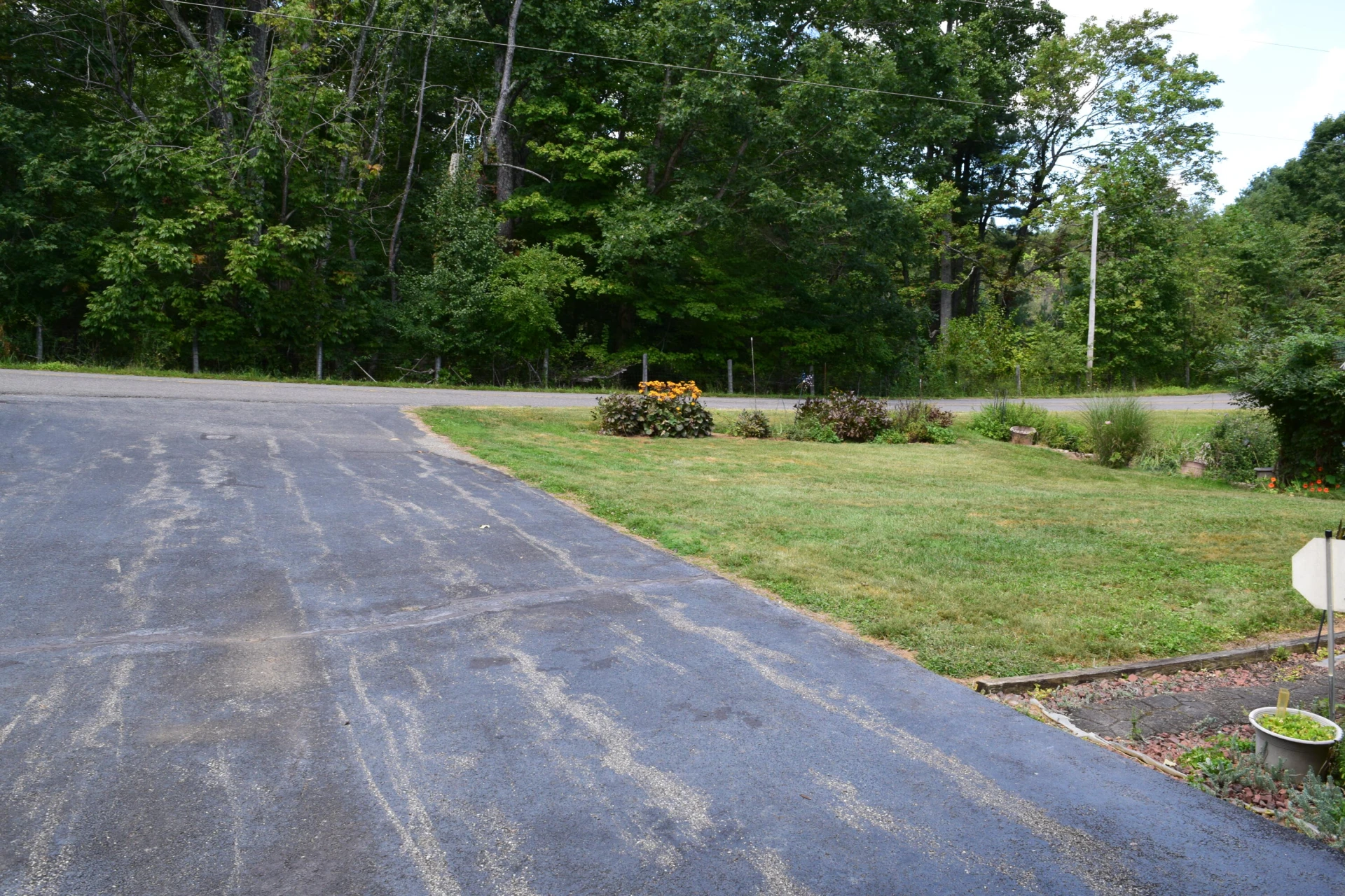1890 Beaver Creek RD - Photo 23