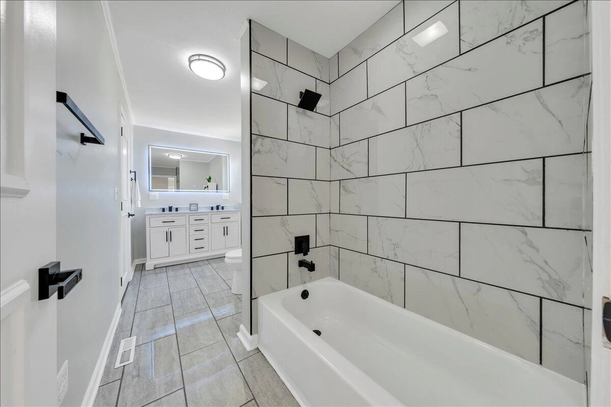 1649 Padbury AVE - Photo 18