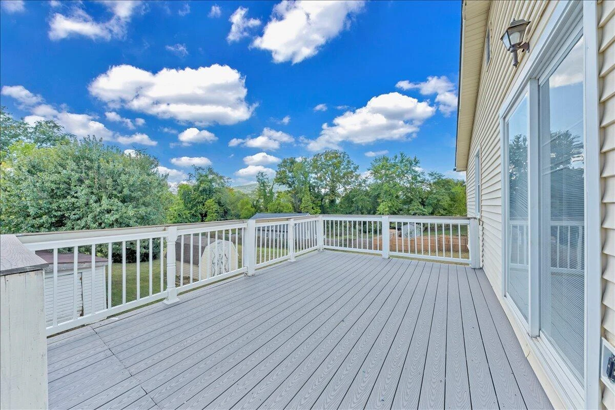 1649 Padbury AVE - Photo 37