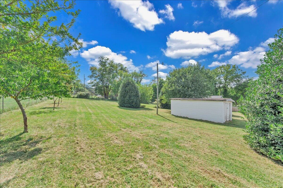 1649 Padbury AVE - Photo 44