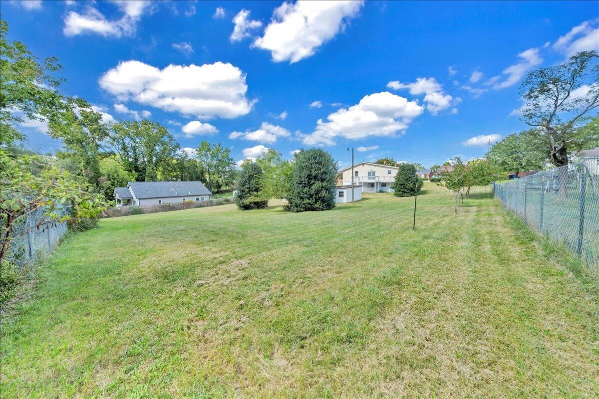 1649 Padbury AVE - Photo 47