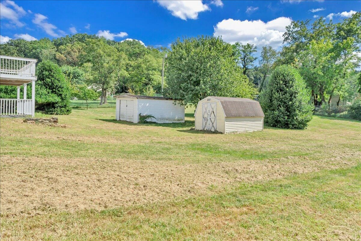 1649 Padbury AVE - Photo 50