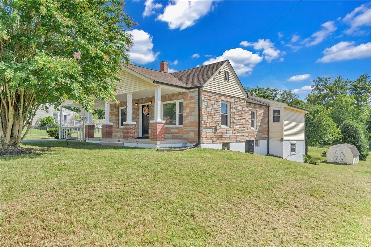 1649 Padbury AVE - Photo 53