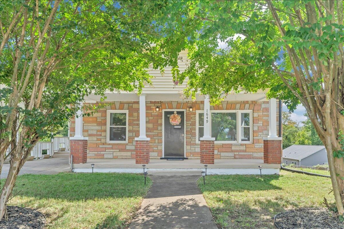 1649 Padbury AVE - Photo 54