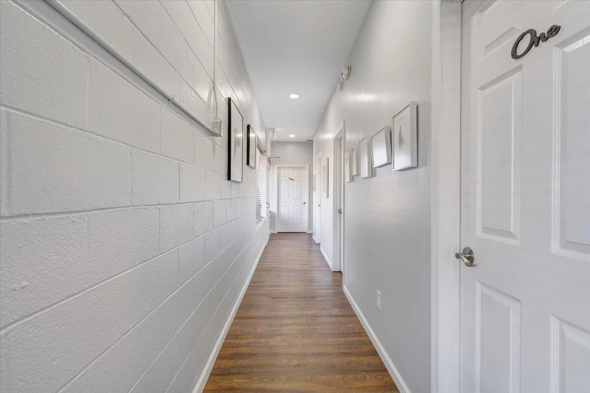 708 5Th ST - Photo 13