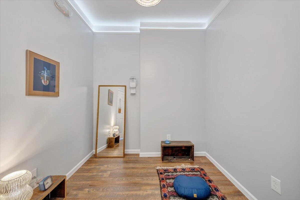 708 5Th ST - Photo 29