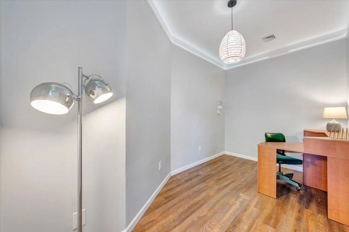 708 5Th ST - Photo 31