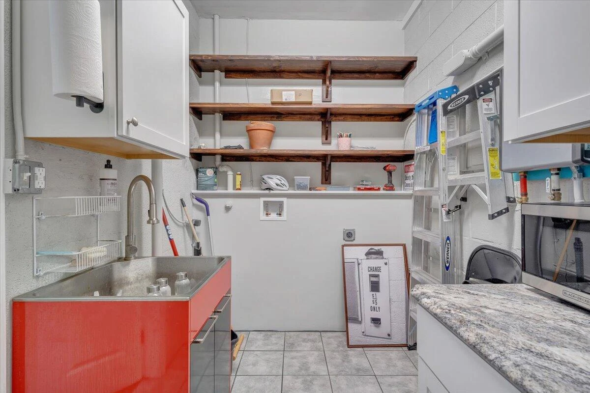 708 5Th ST - Photo 41