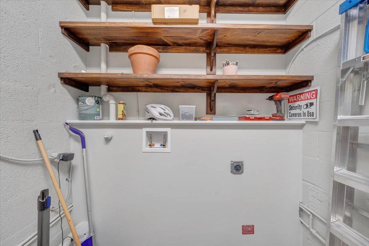 708 5Th ST - Photo 42